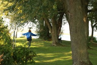 Faire le tour des lacs de la Montagne Noire à pied est une excellente façon de découvrir la beauté naturelle de la région et de profiter de son atmosphère paisible. Faire le tour des lacs de la Montagne Noire à pied est une excellente façon de découvrir la beauté naturelle de la région et de profiter de son atmosphère paisible.