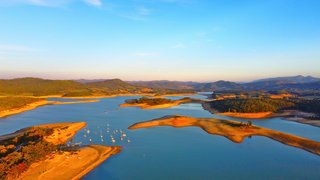 Het turquoise water van Lac Montbel